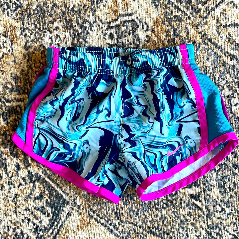 2T Nike girl shorts